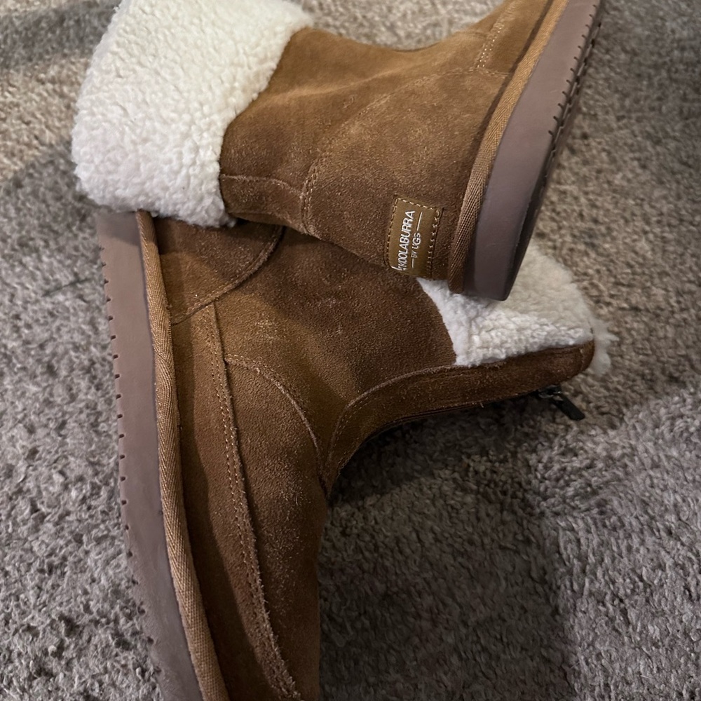 Koolaburra by UGG Brown Kids Boots with Cream Lining great condition